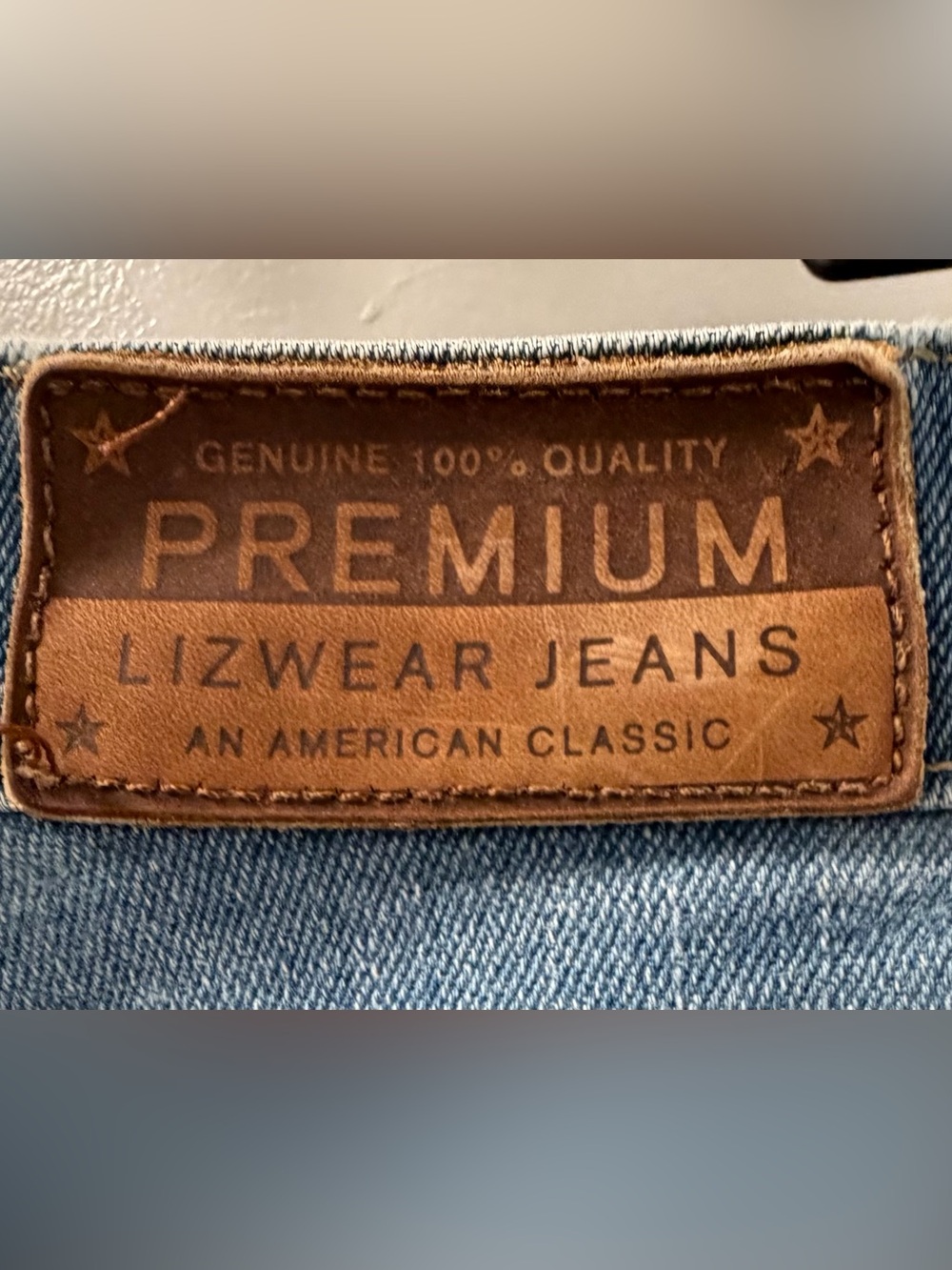 Liz Claiborne Lizwear Classic Fit Blue Stretch Jeans Size: Petite 14R - Picture 4 of 10